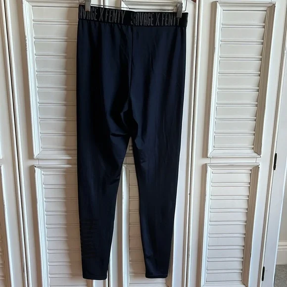 Savage X Fenty Black Logo High Waist Leggings M - Picture 5 of 6